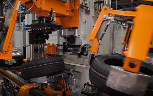 汽車(chē)輪胎輪轂裝配生產(chǎn)線