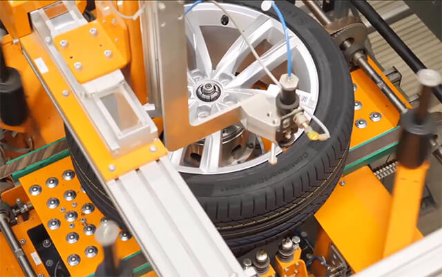 輪胎輪轂裝配生產(chǎn)線