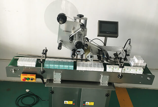 非標(biāo)定制貼標(biāo)機(jī)廠家