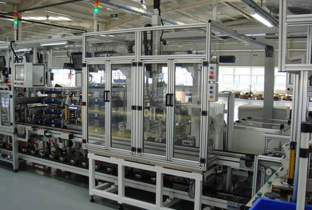 企業(yè)為何更傾向非標自動化組裝設(shè)備