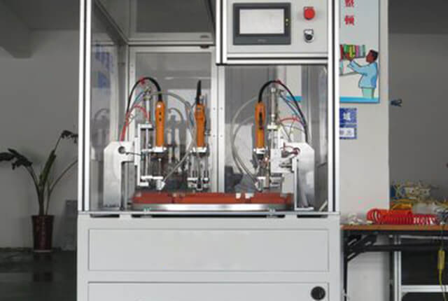 自動(dòng)鎖螺絲機(jī)廠家