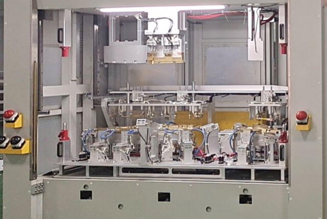 汽車儀表板包覆機(jī)