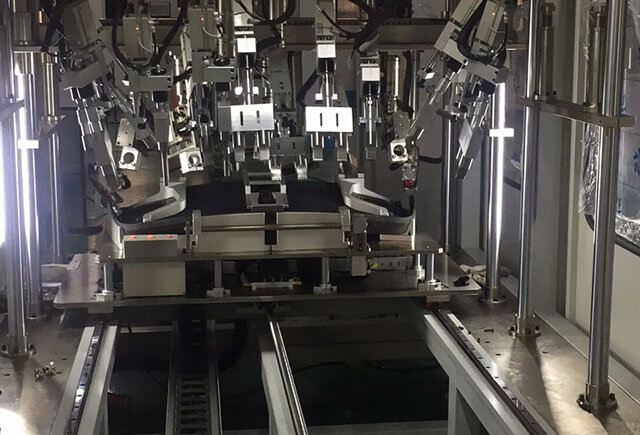 汽車門板焊接設(shè)備