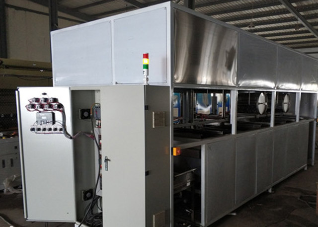 鋁件清洗機(jī)