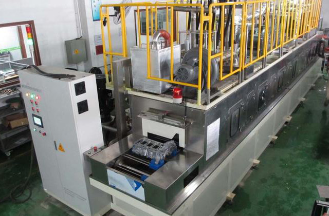 汽車發(fā)動(dòng)機(jī)清洗設(shè)備