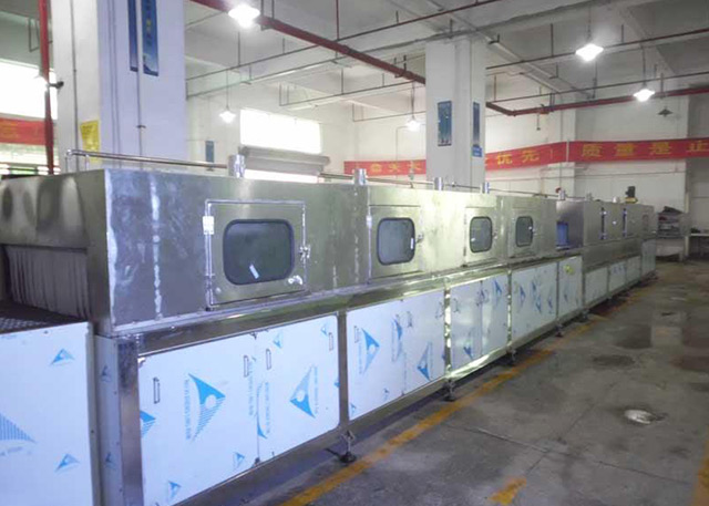 汽車零部件噴淋清洗機