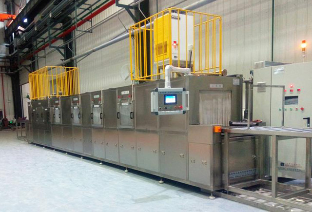 通過式噴淋清洗機