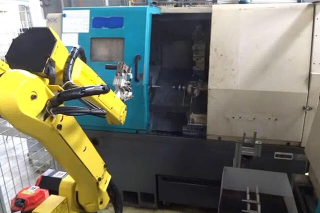 機(jī)械加工自動(dòng)上下料機(jī)器人