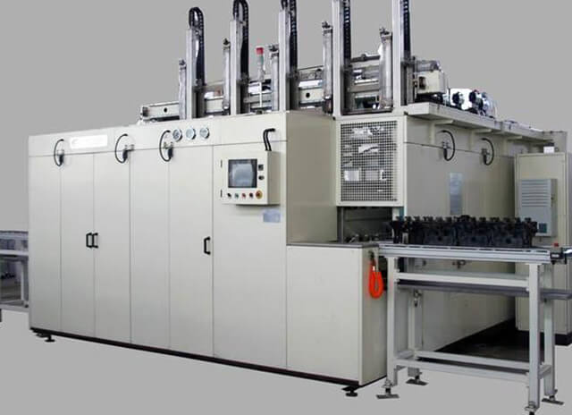 汽車發(fā)動機缸體缸蓋清洗設備