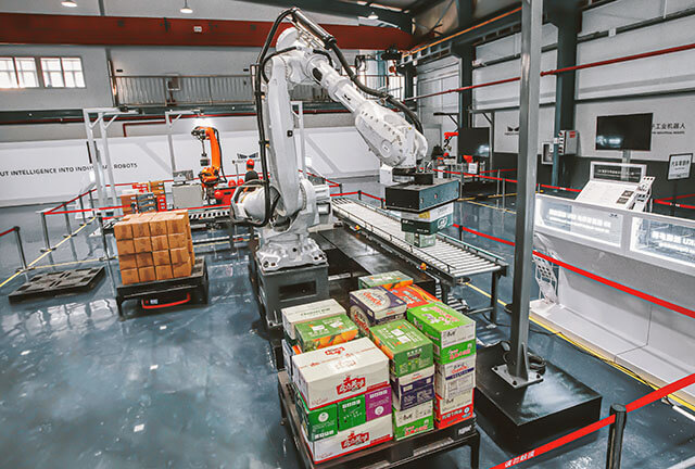 工業(yè)機(jī)器人碼垛工作站